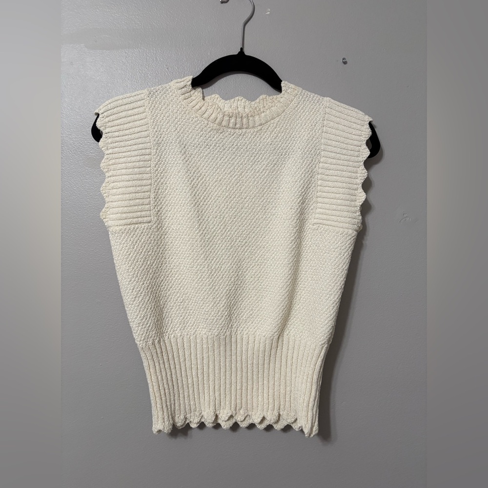 Ellie Tahari Cream Textured Knit Sweater